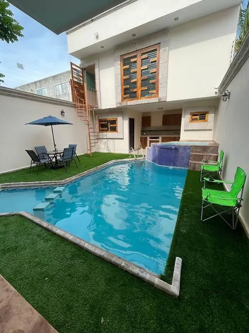 Casa Con Alberca En Excelente Ubicacion, Para Grupos Grandes De Personas Villa Mazatlan