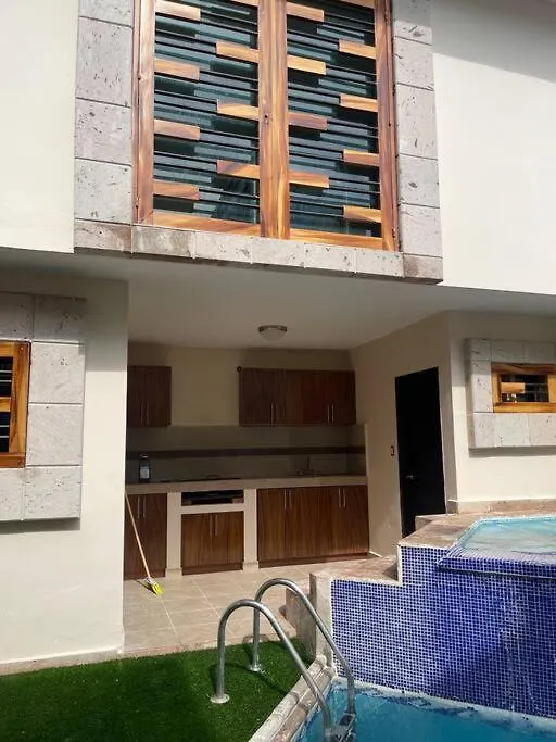 Casa Con Alberca En Excelente Ubicacion, Para Grupos Grandes De Personas Villa Mazatlan 0*,
