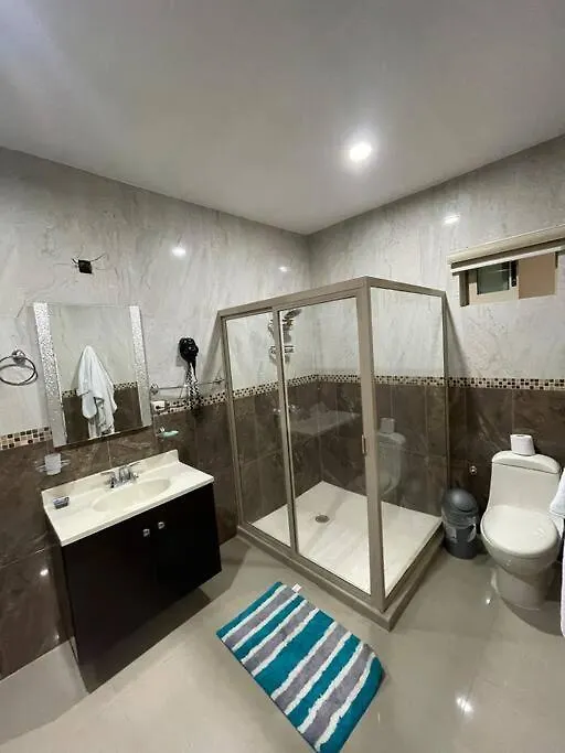 Casa Con Alberca En Excelente Ubicacion, Para Grupos Grandes De Personas Villa Mazatlan Mexico