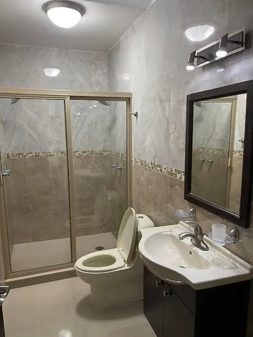 Casa Con Alberca En Excelente Ubicacion, Para Grupos Grandes De Personas Villa Mazatlan