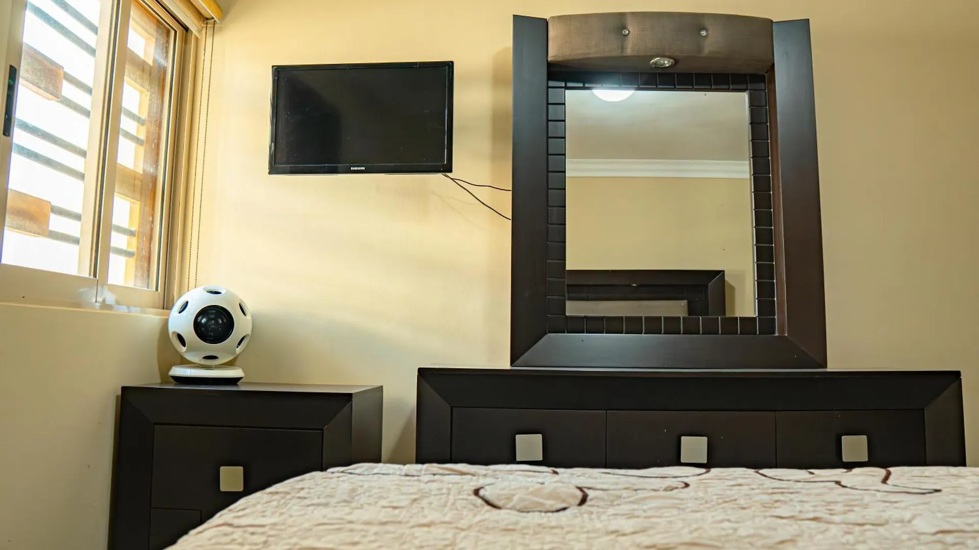 Casa Con Alberca En Excelente Ubicacion, Para Grupos Grandes De Personas Mazatlán